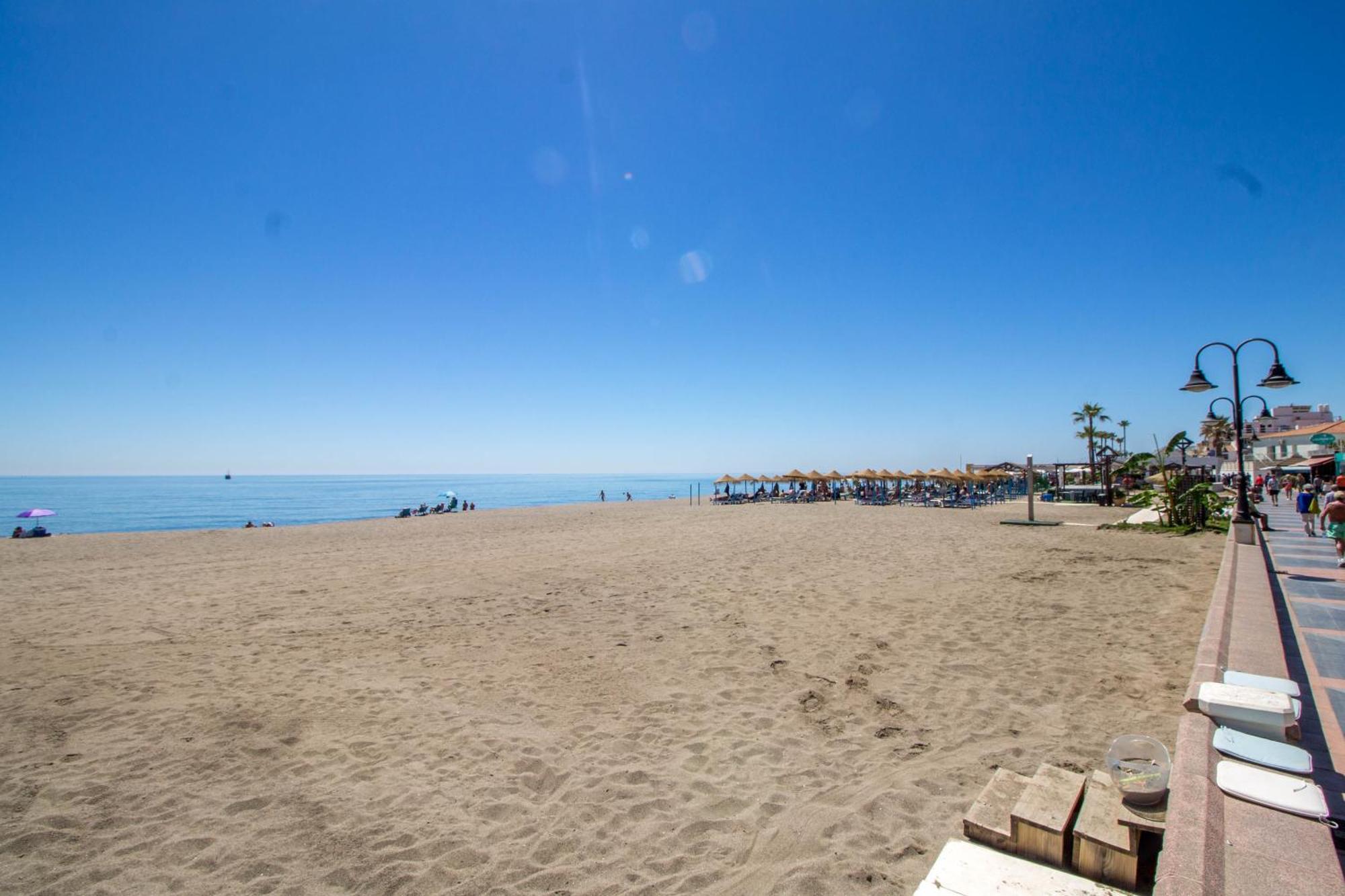 Ferienwohnung Carihuela Playa By Ivi Real Estate Torremolinos Exterior foto